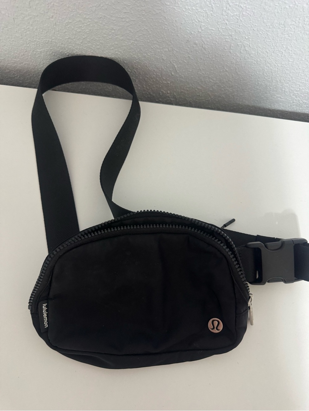 lululemon athletica Black Belt Bag
